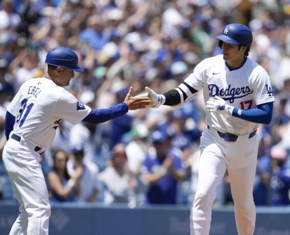 MLB: Shohei Ohtani homers twice as Dodgers sweep Braves with 5-1 win – The Mainichi
