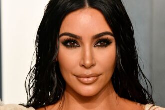 Kim Kardashian Unrecognizable Without Makeup In Granola Bed Shot