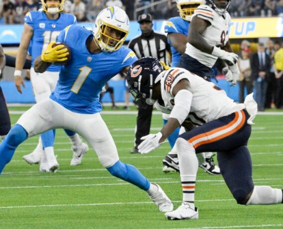 Justin Herbert, Chargers end losing skid with victory over Bears