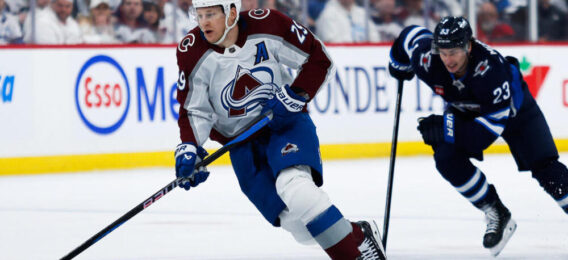 Colorado Avalanche fall to Winnipeg Jets, 7-6 for Game 1 in first round of NHL playoffs
